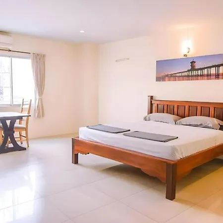 Oyo 75398 The Wanna Pattaya Hotel